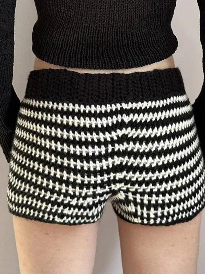 Contrast Striped Low-Rise Knit Shorts - AnotherChill